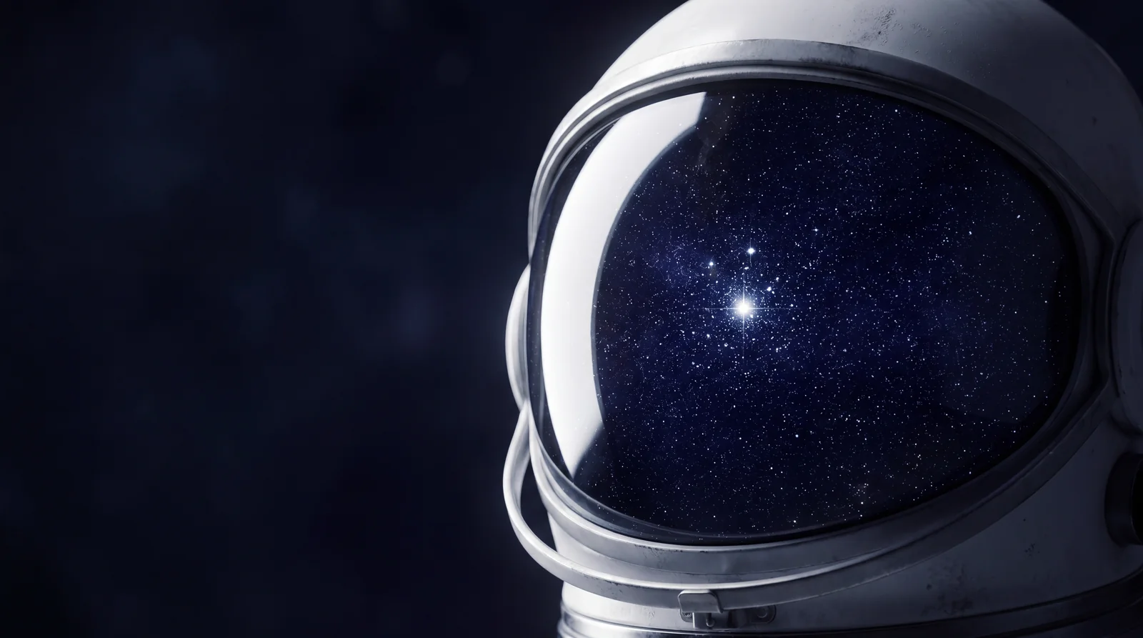 Astronautenhelm mit verspiegeltem Visier, symbolisch für Endpoint Protection und EDR